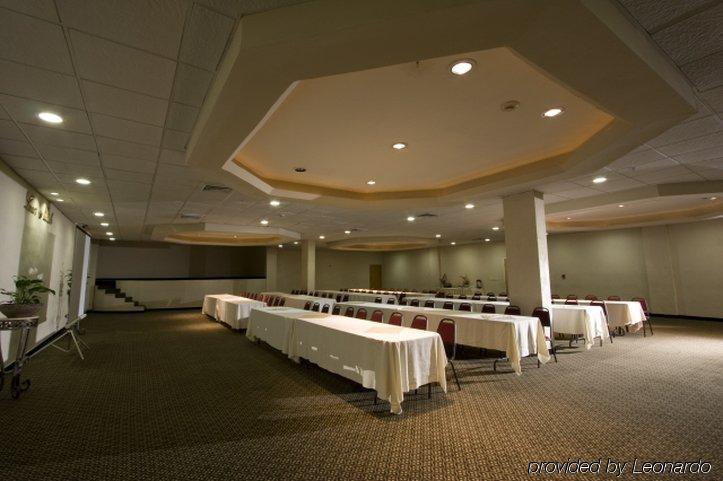 Antaris Galerias Hotel Monterrey Faciliteiten foto