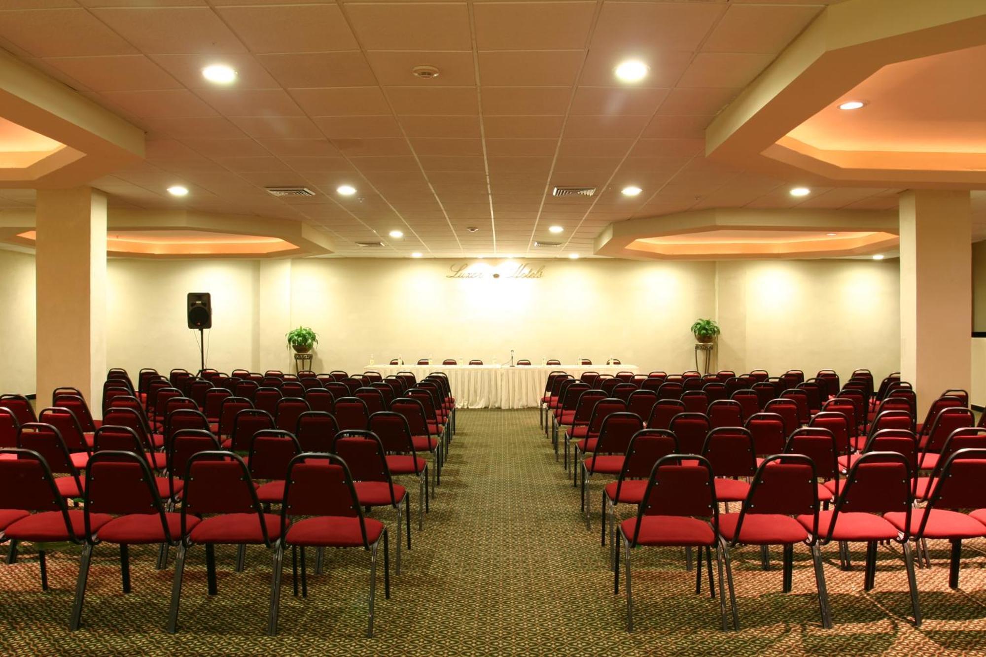 Antaris Galerias Hotel Monterrey Buitenkant foto